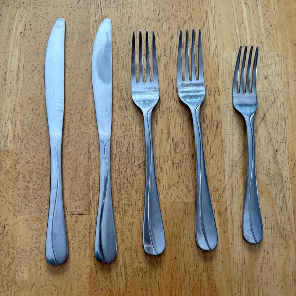 5 Unbranded Flatware Replacement Pieces Stainless Heavy Knives Dinner Fork Salad